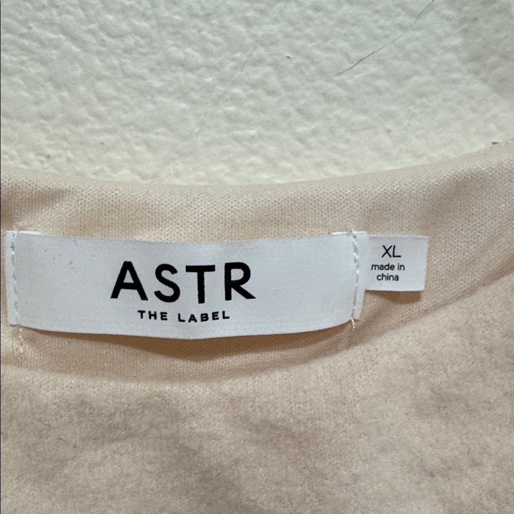 Astr draped Dress in Butter Cream - Picture 7 of 9